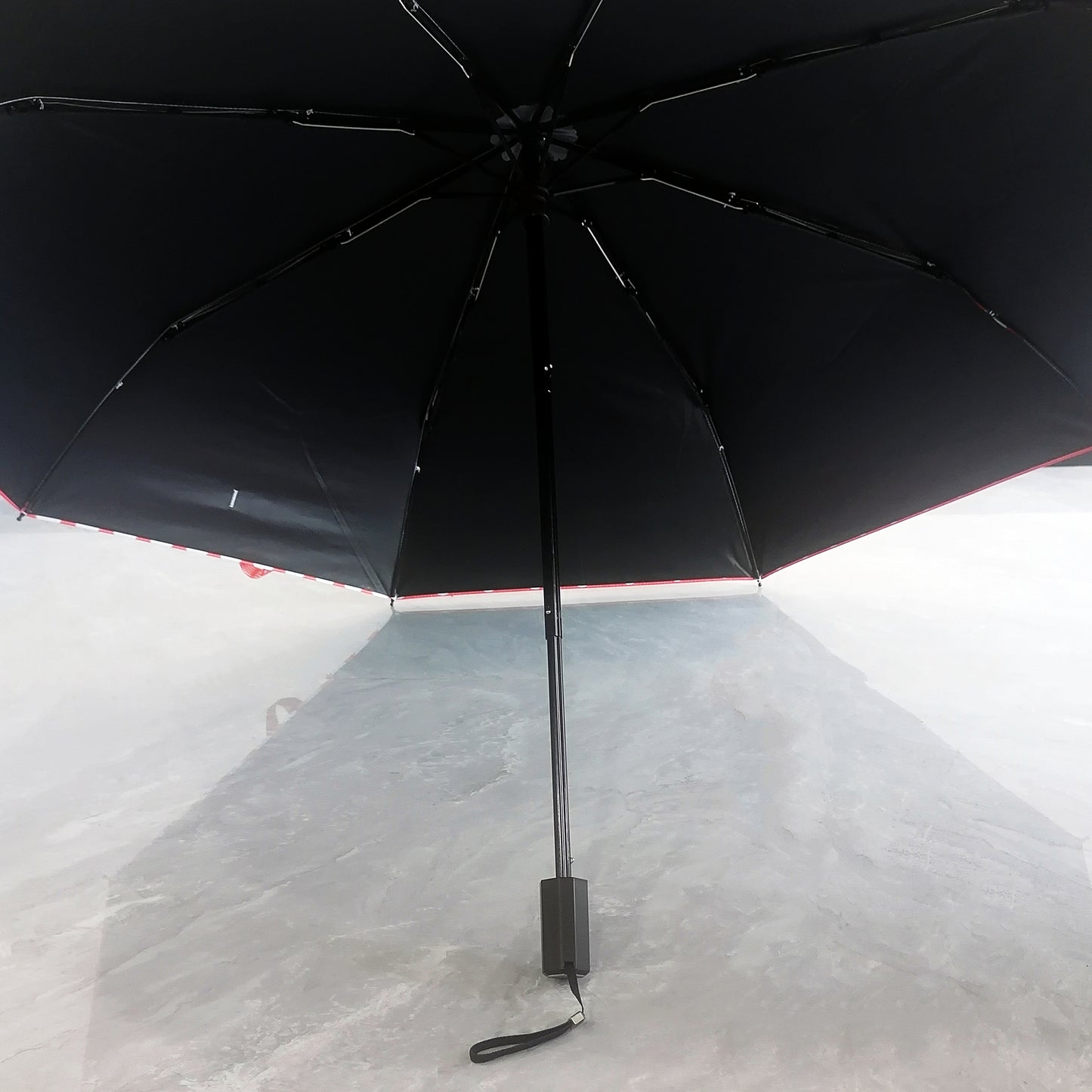 Manual Open Close Mini Umbrella With Red And White Polka Dot