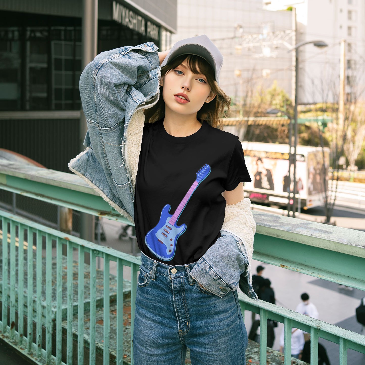 Guitar Women's Short Sleeve Cotton T-Shirt